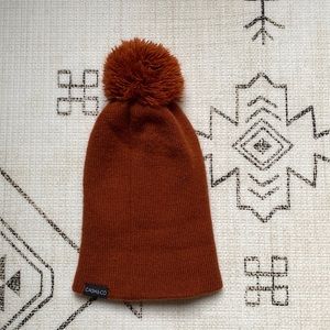 Cash & co rust orange beanie